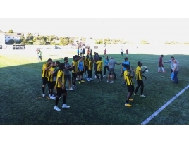 Jogadores do Alcanenense fazem a festa da qualificação em Fátima