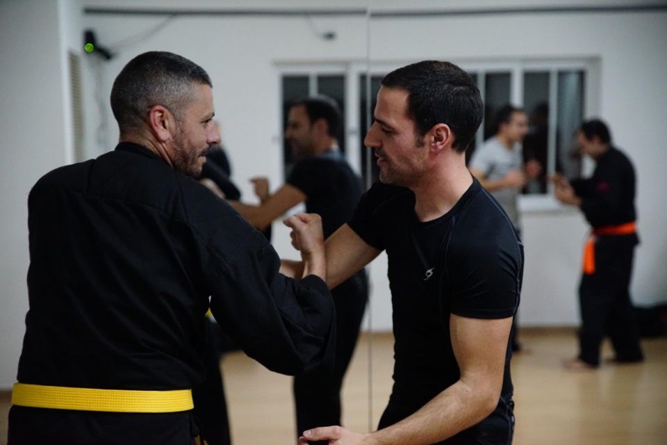 Academia Bi-Dom (foto)